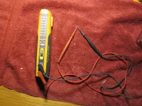 61-090 IDEAL Vol Elite Digital Voltage Tester #2