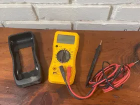 61-310 IDEAL Digital Multimeter