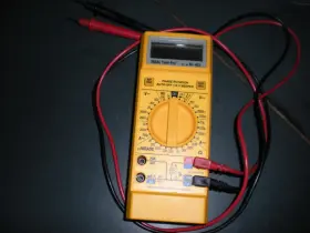 61-421 IDEAL Pro Digital Multimeter