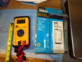 61-602 IDEAL Digital Multimeter Nos