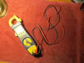 61-702 IDEAL Multimeter Ac Voltage Clamp Meter