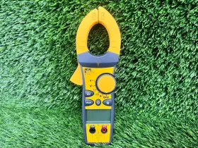 61-764 IDEAL Ac Clamp Meter Tightsight