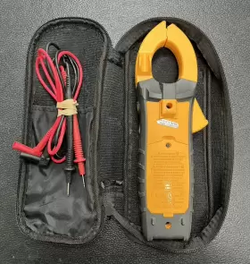 61747 IDEAL Electrical Tightsight Digital Truerms Amp #2