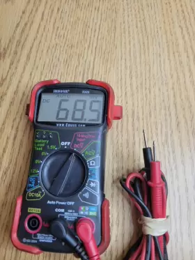3320 INNOVA Auto Digital Multimeter Megohm Function #2