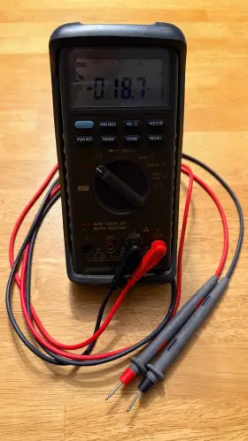 JTM105 JENSEN Digital Multimeter Fluke Leads