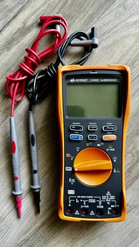 U1242C KEYSIGHT Multimeters #3