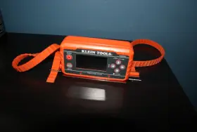 1221Y-B3 KLEIN TOOLS Digital Angle Gauge
