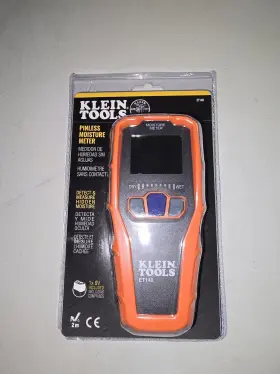 ET140 KLEIN TOOLS Pinless Meter Destructive Detection