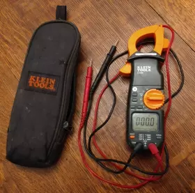 CL1000 KLEIN TOOLS Ac Clamp Multimeter Cat Leads Zipper