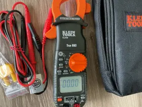CL2100 KLEIN TOOLS Multimeters