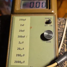 DM6013 LUTRON Handheld Digital Capacitance Meter Adjustment