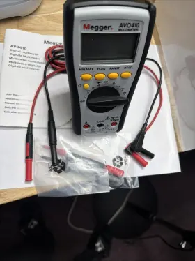 1001-613 MEGGER Multimeters