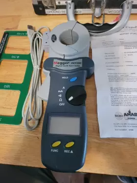 DET20C MEGGER Digital Earth Clamp Meter #2