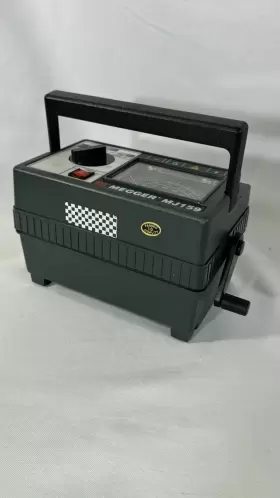MJ159 MEGGER Cranked Megohmmeter Avo #3