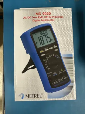 MD9050 METREL Md Trms Digital Multimeter Cat Iv