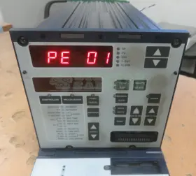 828-D10-403-000-120-00 MICRISTAR Digital Process Controller #2