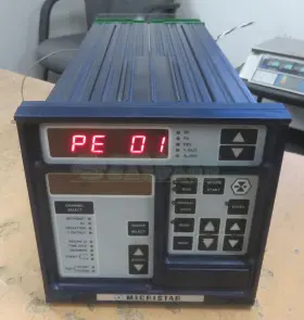 828-D10-403-000-120-00 MICRISTAR Digital Process Controller