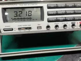 22-175A MICRONTA Multimeter
