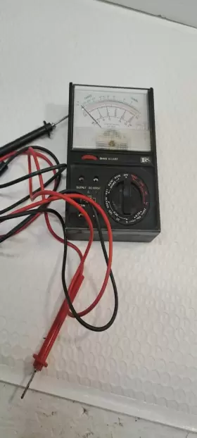 22-201U MICRONTA BY RADIO SHACK Multimeter Cat Volt #2