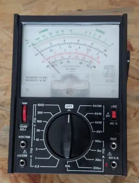 22-203C MICRONTA RADIO SHACK Multimeter Box #2