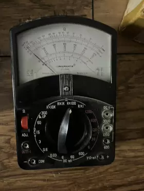 TK-501 MICRONTA Tester Box Volt Meter Radio #2