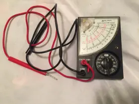 23-101E MIDLAND Meter Volt