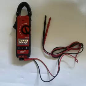 2237-20 MILWAUKEE TOOLS Clamp Meter