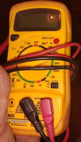 M830B NORTHERN TOOL EQUIPMENT CO Digital Multimeter Light Cat