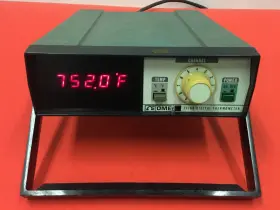 2176A OMEGA Digital Thermometer