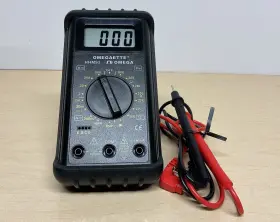 HHM93 OMEGA Omegaette Digital Multimeter