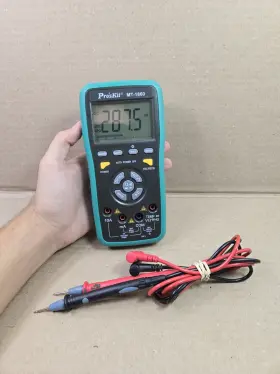 MT-1860 PROSKIT Digital Mustimeter Lcd Display
