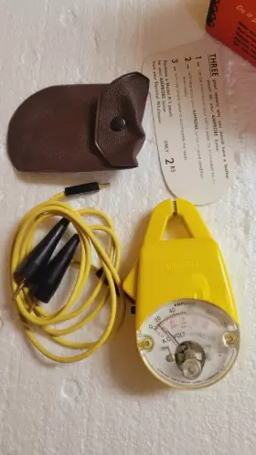 Y500 PYRAMID INSTRUMENTS CORP Amprobe Voltage Tester Box