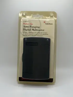 040293152345 RADIOSHACK Radio Pocket Digital Multimeter