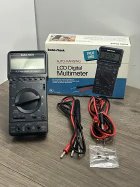 22-174B RADIOSHACK Radio Digital Lcd Multimeter Feature Auto