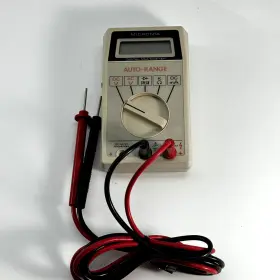 22-188 RADIOSHACK Micronta Radio Digital Multimeter Lcd Auto