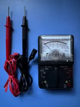 22-218A RADIOSHACK Multimeter Cat Ac Wires