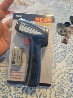 REED-R2300 REED Multimeters