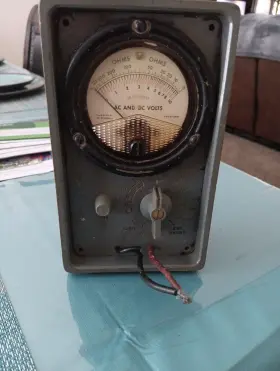 77B-U SENTINEL Military Multimeter