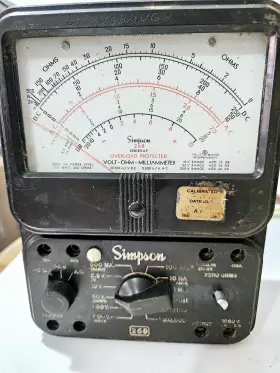 Simpson 260 Series Volt-ohm Meter As Is No Returns - Free