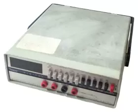 464A SIMPSON Digital Multimeter