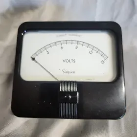 7670 SIMPSON Volts Box