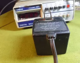 MODEL-461 SIMPSON Digital Multimeter Powers Up Selling Repair #3