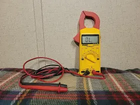 990409584 SPERRY Digisnap Digital Clamp Meter Multimeter
