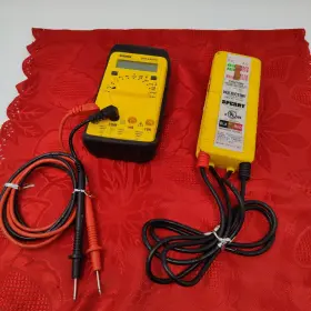 DM-4400A SPERRY Multimeter Tester Voltector