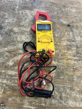 DSA650 SPERRY Digisnap Clamp Volt Ammeter Multimeter
