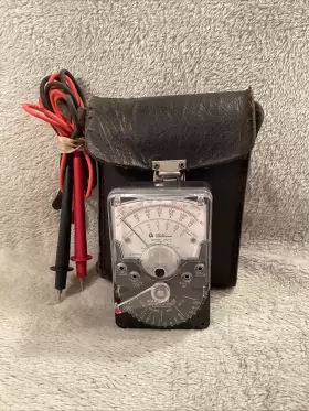 310-C TRIPLETT Analog Specialty Meter Volt Lead Probes Amp