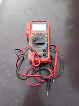 TL-TR-9045 TRIPLETT Cat Digital Multimeter
