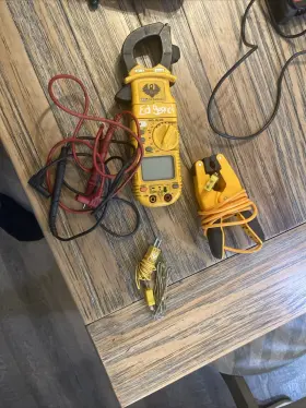 DL279 UEI Phoenix Clamp Multimeter Leads