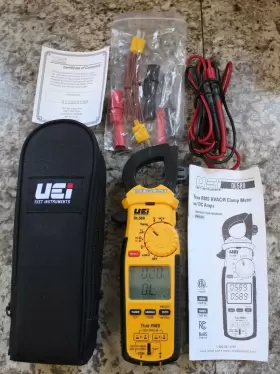 DL589 UEI Dual Display Clamp Meter