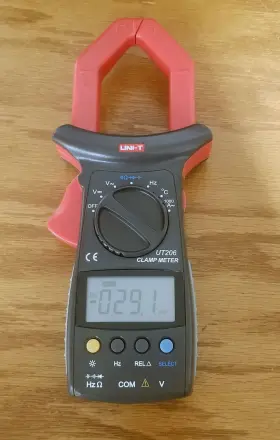 UT206 UNI-T Digital Clamp Meter Temperature #2